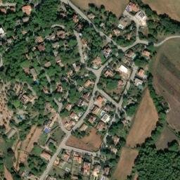 Satellite imagery of cairn, FR