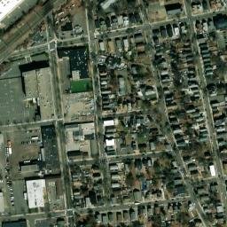Satellite imagery of Great Neck, US