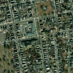 Satellite imagery of Great Neck, US