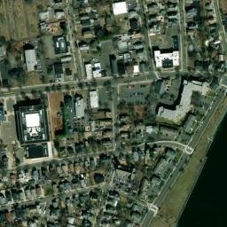 Satellite imagery of Great Neck, US
