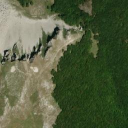 Satellite imagery of Maja e Strapit, AL