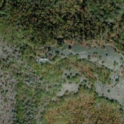 Satellite imagery of Mlečnik, MK