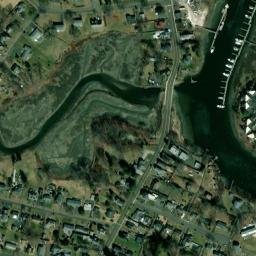Satellite imagery of Sylvan Point, US