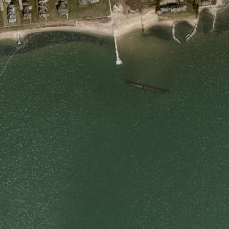 Satellite imagery of Lyndes Neck, US