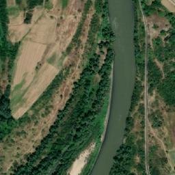 Satellite imagery of Dumto, MK