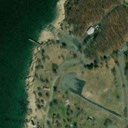 Satellite imagery of Lighthouse Point, US