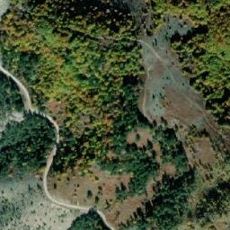 Satellite imagery of Qafa e Qenamit, AL