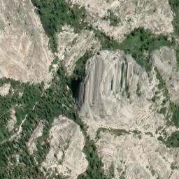 Satellite imagery of Castle Crags, US
