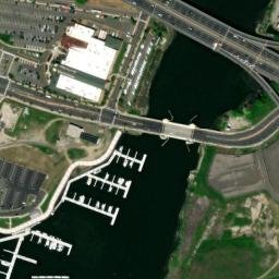 Satellite imagery of Steel Point, US