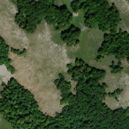Satellite imagery of Mečkina Dupka, AL