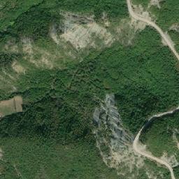 Satellite imagery of Maja e Karthnekës, AL