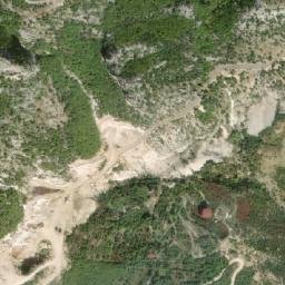 Satellite imagery of Kodra e Çerdhaksit, AL