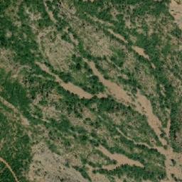 Satellite imagery of Maja e Kryqi i Vakut, AL