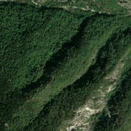 Satellite imagery of Áspri Pétra, GR