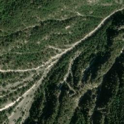 Satellite imagery of Áspri Pétra, GR