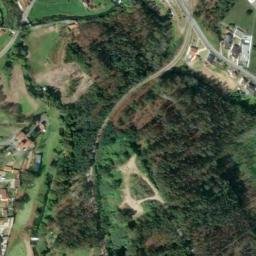 Satellite imagery of Marco da demarcação das terras do Mosteiro de Cucujães (1690)", ES