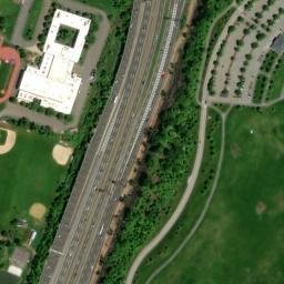 Satellite imagery of 2 R 1 — NGS KV6819 — Palisades Park, US, US