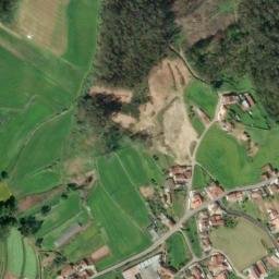 Satellite imagery of Marco da demarcação das terras do Mosteiro de Cucujães (1690), ES