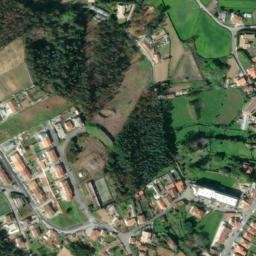 Satellite imagery of Marco da demarcação das terras do Mosteiro de Cucujães (1690)", ES