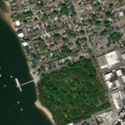 Satellite imagery of Toms Point, US