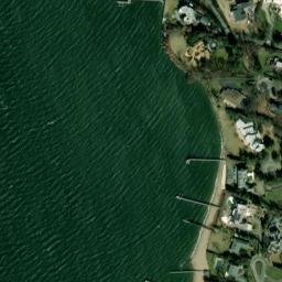 Satellite imagery of 02E 18N — NGS KU4575 — Village of Kings Point, US, US
