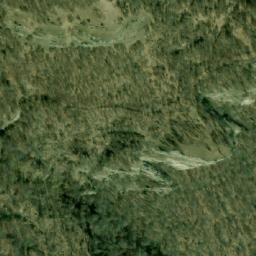 Satellite imagery of Hovasar, AM