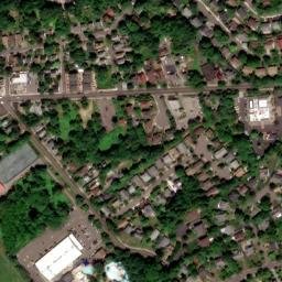 Satellite imagery of Great Neck, US