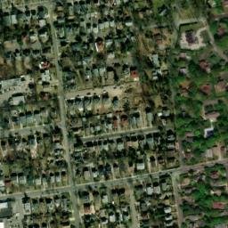 Satellite imagery of Great Neck, US