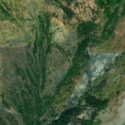 Satellite imagery of Qafa e Poshtëme, AL