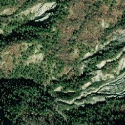 Satellite imagery of Qafa e Peshtanit, AL