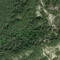 Satellite imagery of Mal Fikut Maze, AL