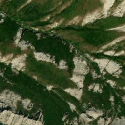 Satellite imagery of Artavaz, AM