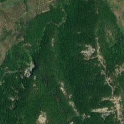 Satellite imagery of Qafa e Malinatit, AL