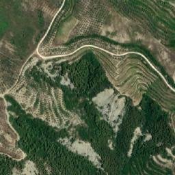 Satellite imagery of Qafa e Malinatit, AL