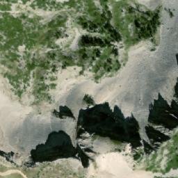 Satellite imagery of Varr i Abas Aliut, AL