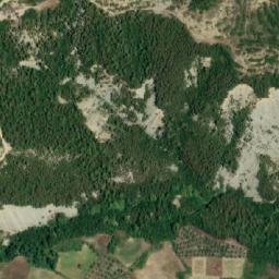Satellite imagery of Qafa e Malinatit, AL