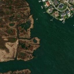 Satellite imagery of Hewlett Point, US