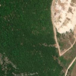 Satellite imagery of Qafa e Devries, AL