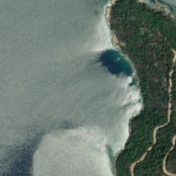 Satellite imagery of Ákra Marmári, GR