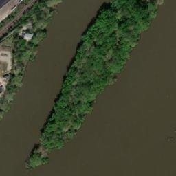 Satellite imagery of Q 136 — NGS KX1475 — Penn Hills, US, US