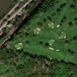 Satellite imagery of Q 136 — NGS KX1475 — Penn Hills, US, US