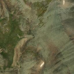 Satellite imagery of Urtsasar, AM
