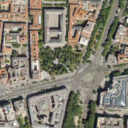 Satellite imagery of The Roof, ES