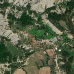 Satellite imagery of Majë Lefunjë, AL