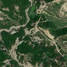 Satellite imagery of Majë Lefunjë, AL