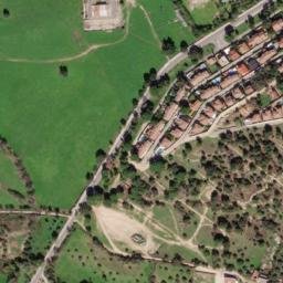 Satellite imagery of Castillo de La Adrada, ES