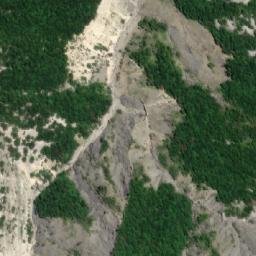 Satellite imagery of Mal Çajup, AL