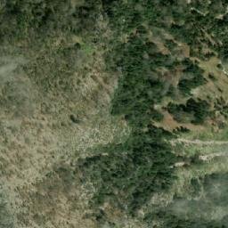 Satellite imagery of Mali Valthit, AL