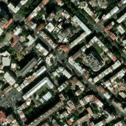 Satellite imagery of Corner of curbs;prec.⌀1.25m, AM