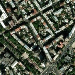 Satellite imagery of Corner of curbs;prec.⌀1.25m, AM